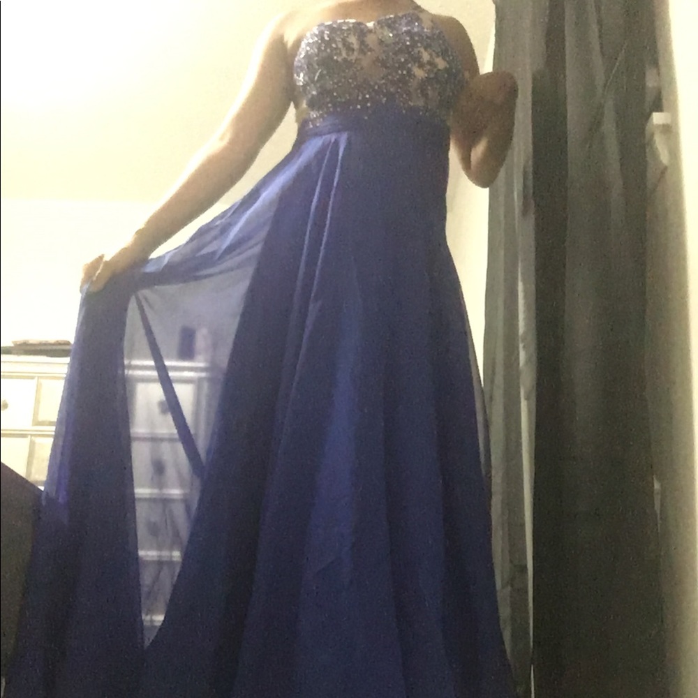 Beautiful royal blue prom dress